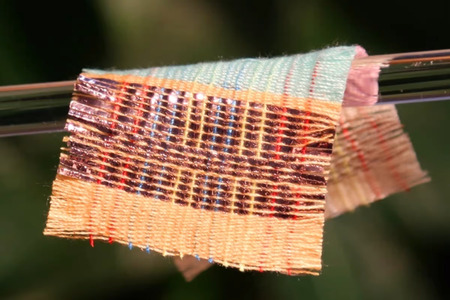 Researchers develop solar-powered heating fabric